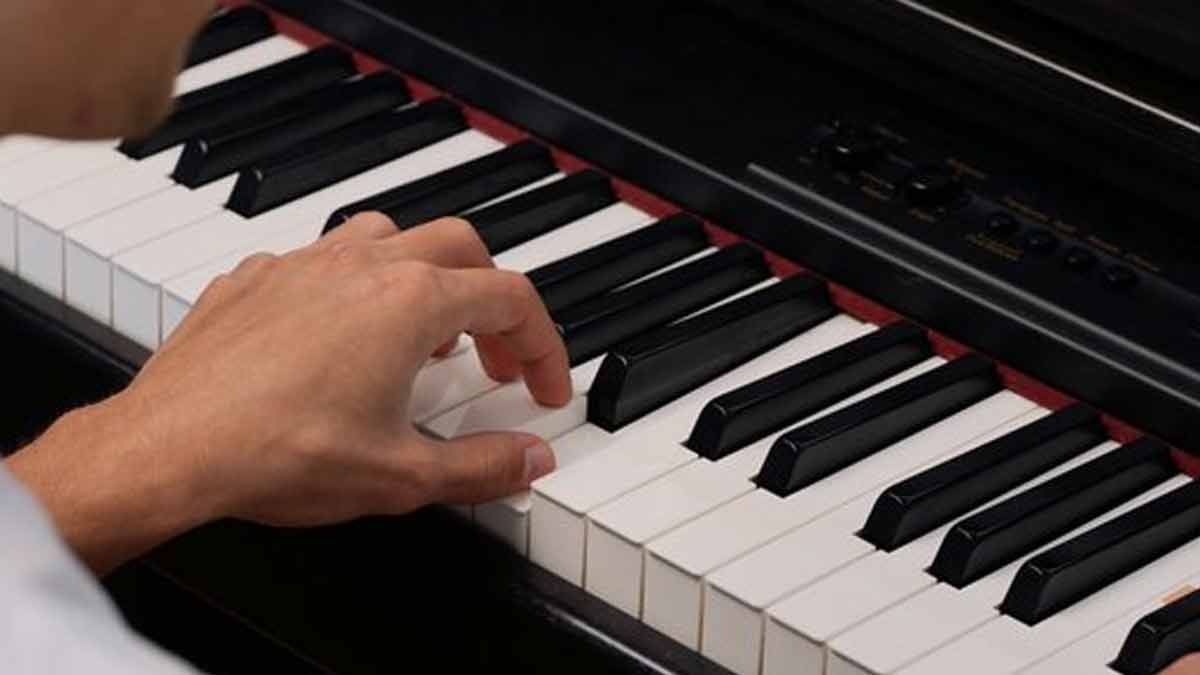 what-is-polyphony-in-piano-beginner-keyboards